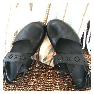 dansko julia wedge flat